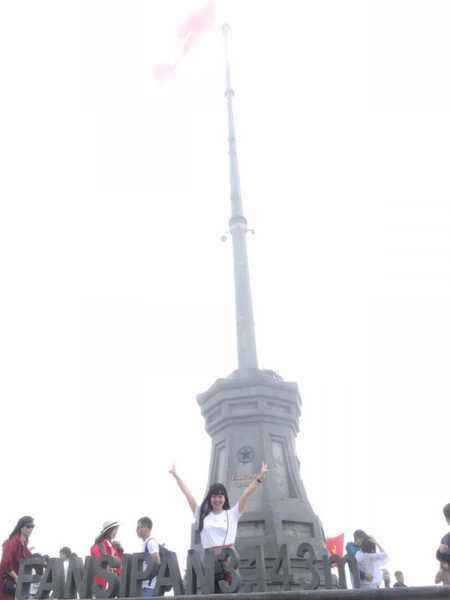 Pham_Thuy_Linh_04